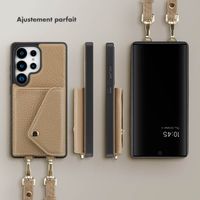 Selencia Coque de télephone Sera avec cordon et porte-cartes enveloppe Samsung Galaxy S25 Ultra - Taupe
