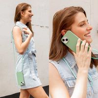 imoshion Coque en silicone avec cordon Apple iPhone 15 - Vert