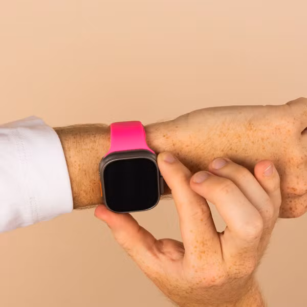 imoshion Bracelet en silicone⁺ Apple Watch Series 1 t/m 11 / SE / Ultra (44/45/46/49 mm) - Taille M/L - Barbie Pink