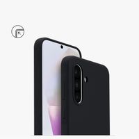 Accezz Coque Liquid Silicone avec MagSafe Samsung Galaxy A36 / A56 - Noir