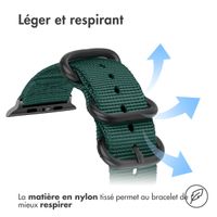 imoshion Bracelet robuste en nylon Apple Watch Series 1 - 9 / SE (38/40/41 mm) | Series 10 / 11 (42 mm) - Vert foncé
