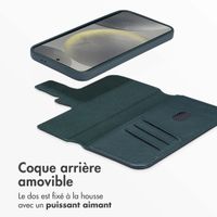 Accezz Étui de téléphone portefeuille en cuir 2-en-1 avec MagSafe Samsung Galaxy S24 - Cedar Green