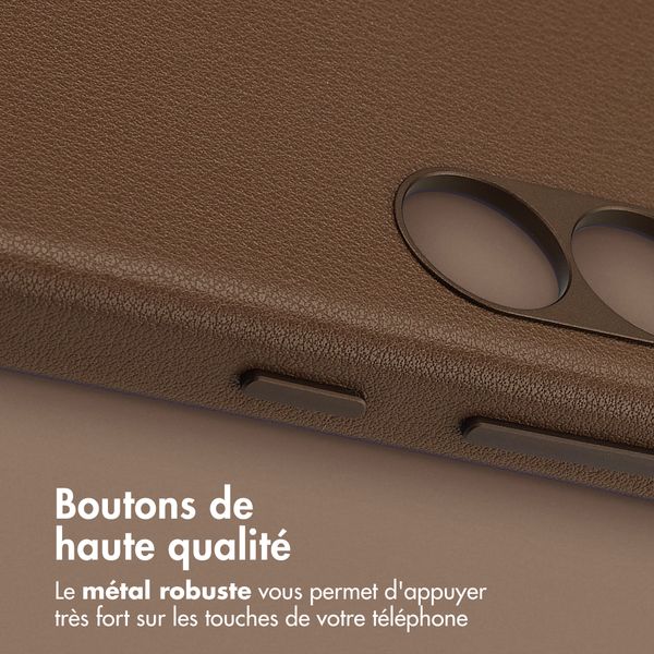 Accezz Coque arrière en cuir avec MagSafe Samsung Galaxy S25 - Marron café