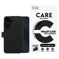 CARE by PanzerGlass Feature Wallet Case w. Kickstand avec MagSafe Samsung Galaxy A26 - Zwart