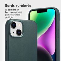 Accezz Étui de téléphone portefeuille en cuir 2-en-1 avec MagSafe Apple iPhone 14 - Cedar Green