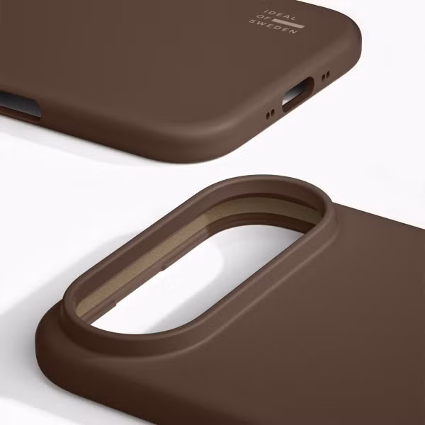 iDeal of Sweden Coque en silicone avec MagSafe Apple iPhone Air - Mocha Mousse
