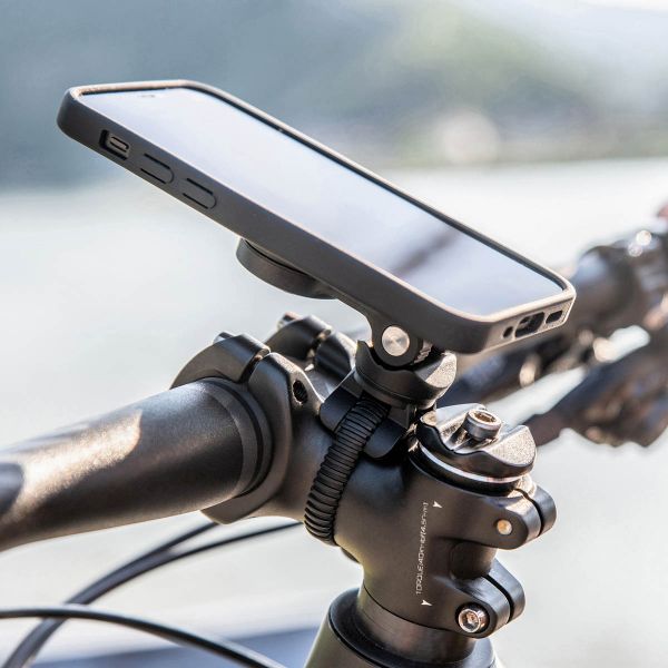 SP Connect Bike Bundle II - Support de téléphone pour vélo Apple iPhone 13 - Noir