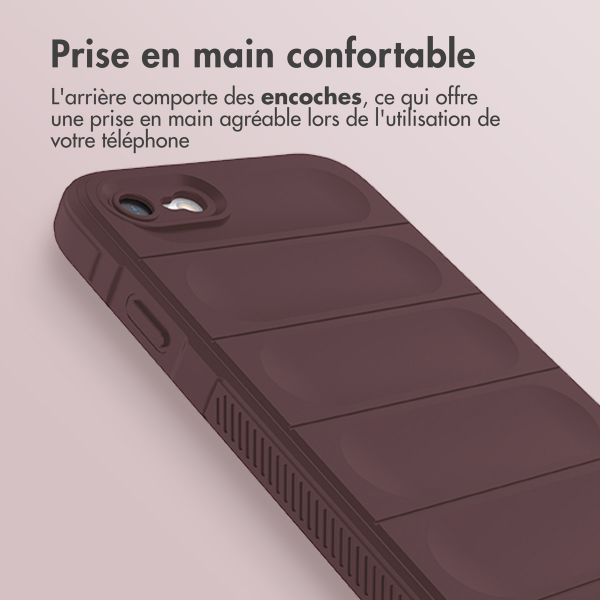 imoshion EasyGrip Backcover Apple iPhone SE (2022 / 2020) / 8 / 7 - Aubergine