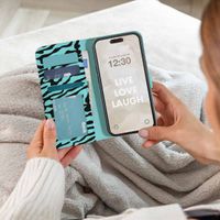 imoshion Étui de télephone portefeuille Design Motorola Moto G04 / G24 - Black Blue Stripes