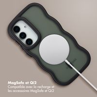 Selencia Coque arrière Wavy avec MagSafe Samsung Galaxy S24 / S25 - Noir