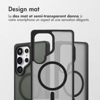 Accezz Coque Givrée Robuste avec MagSafe Samsung Galaxy S25 Ultra - Noir