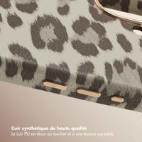 Selencia Coque Sabi imprimé panthère avec MagSafe Apple iPhone 17 - Soft Ivory