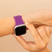imoshion Bracelet en silicone⁺ Apple Watch Series 1 t/m 9 / SE (38/40/41 mm) | Series 10 / 11 (42 mm) - Taille S/M - Purple