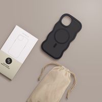 Selencia Coque arrière Wavy avec MagSafe Apple iPhone 12 (Pro) - Noir