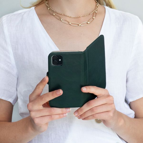 Selencia Étui portefeuille en cuir véritable Apple iPhone 11 - Vert