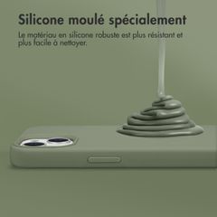 Accezz Coque Liquid Silicone avec MagSafe Samsung Galaxy S26 Ultra - Cooper Green