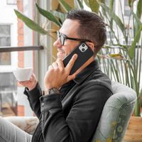 Accezz Leather Backcover avec MagSafe Apple iPhone 14 Plus - Noir