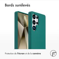 Accezz Coque Liquid Silicone avec MagSafe Samsung Galaxy S25 Ultra - Forest Green