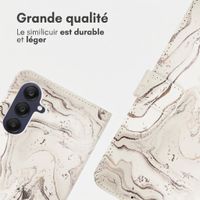 imoshion Étui de télephone portefeuille Design Samsung Galaxy A26 - Sandy Marble