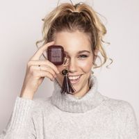 Selencia Coque Serpent Yara Apple AirPods 1 / 2 - Rouge foncé