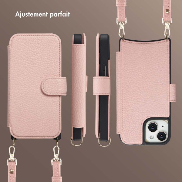 Selencia Étui Riva avec MagSafe et cordon de téléphone Apple iPhone 15 - Old Pink