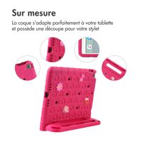 imoshion Coque kidsproof avec poupées amovibles Apple iPad 9 (2021) 10.2 pouces / iPad 8 (2020) 10.2 pouces / iPad 7 (2019) 10.2 pouces - Rose