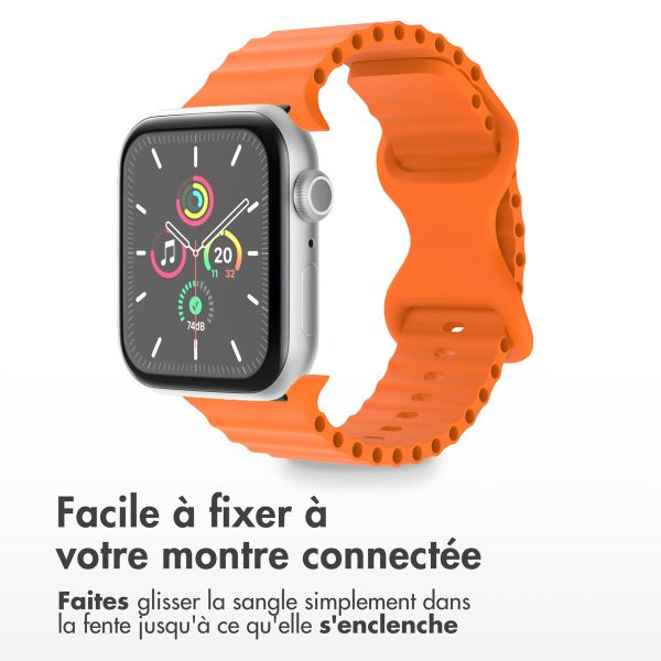 imoshion Bracelet Athletic en silicone Apple Watch Series 1 t/m 9 / SE (38/40/41 mm) | Series 10 / 11 (42 mm) - Orange