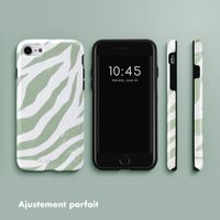 Selencia Coque arrière Vivid Tough iPhone SE (2022 / 2020) / 8 / 7 / 6(s) - Colorful Zebra Sage Green