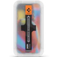 Spigen Protection d'écran en verre trempé GLAStR Fit + Applicator 2-pack Apple iPhone 13 Pro Max