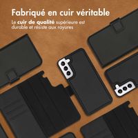 Accezz Étui de téléphone portefeuille en cuir de qualité supérieure 2 en 1 Samsung Galaxy S22 Plus - Noir