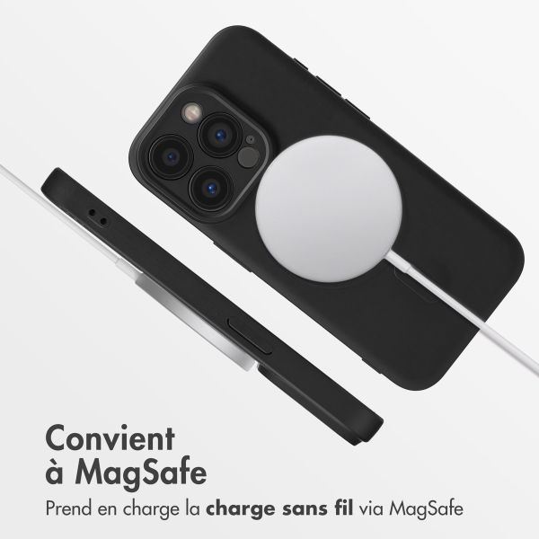 imoshion Coque Couleur avec MagSafe iPhone 15 Pro - Noir