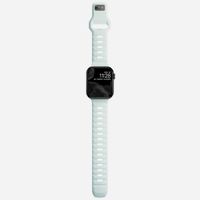 Nomad Bracelet Sport FKM Apple Watch Series 1 á 9 / SE (38/40/41 mm) | Series 10 (42 mm) - Icy Blue Glow