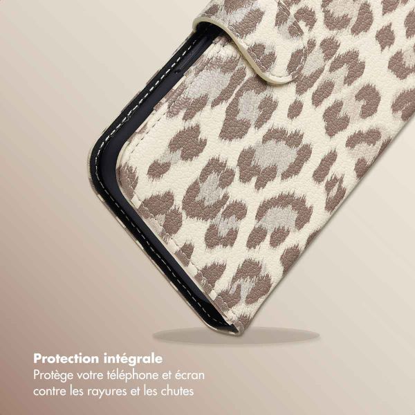 Selencia Étui de télephone portefeuille imprimé léopard Sabi Apple iPhone 14 / 13 - Soft Ivory