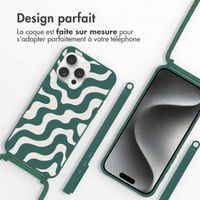 imoshion Coque design en silicone avec cordon Apple iPhone 15 Pro - Petrol Green Groovy