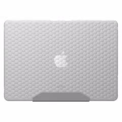 UAG Coque Laptop Essential Armor Apple MacBook Air 13 pouces (2022 / 2024 M3 / 2025 M4 / 2026 M5) - Ice