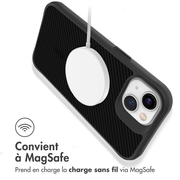 imoshion Rugged Hybrid Carbon Case avec MagSafe Apple iPhone 13 - Noir
