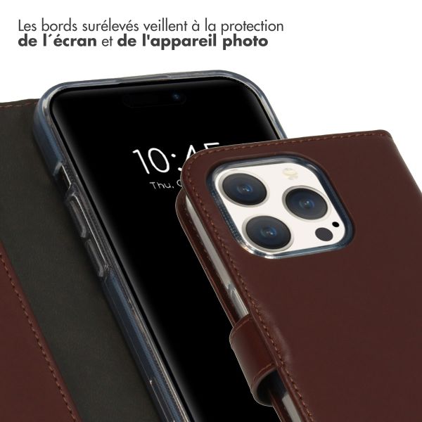 Selencia Étui de téléphone portefeuille en cuir véritable iPhone 15 Pro - Brun