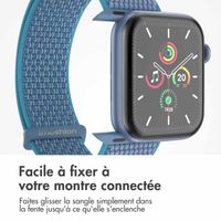 imoshion Bracelet en nylon Apple Watch Series 1 t/m 11 / SE / Ultra (44/45/46/49 mm) - Marine Blue
