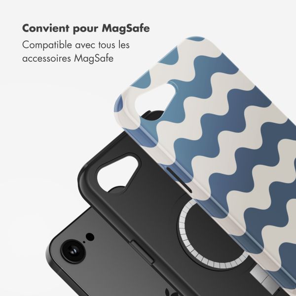 Selencia Coque arrière Vivid avec MagSafe Apple iPhone 16e - Wave Vibes Classic Blue