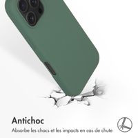 Accezz Coque Liquid Silicone avec MagSafe iPhone 16 Pro - Vert foncé