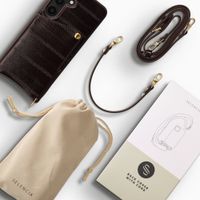 Selencia Nova coque arrière en cuir véritable avec porte-cartes Samsung Galaxy S25 - Dark Chocolate