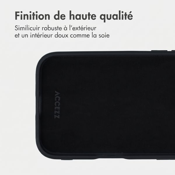 Accezz Coque arrière Edge avec MagSafe Apple iPhone 17 - Noir