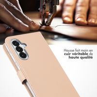 Selencia Étui de téléphone portefeuille en cuir véritable Samsung Galaxy A56 - Dusty Pink