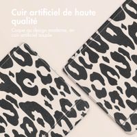 imoshion Design Slim Hard Sleepcover avec support Kobo Libra Colour - Leopard