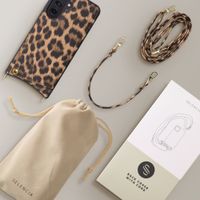 Selencia Coque de télephone Nova avec cordon et porte-cartes Samsung Galaxy A37 (5G) - Leopard