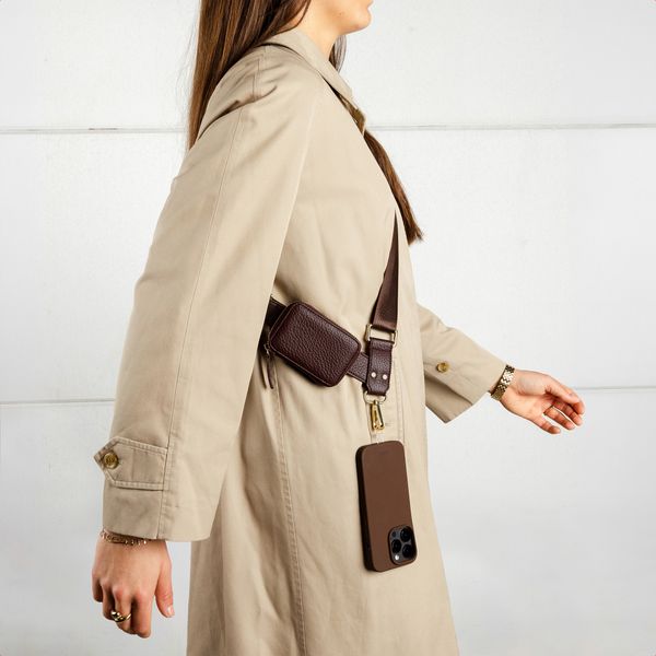 Selencia Cordon de téléphone avec petit sac - Mocha Brown
