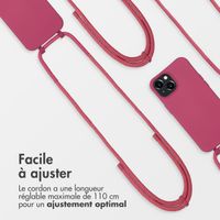 imoshion Coque arrière Color avec cordon amovible et MagSafe Apple iPhone 15 - Raspberry