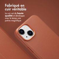 Accezz Étui de téléphone portefeuille en cuir 2-en-1 avec MagSafe iPhone 14 - Sienna Brown