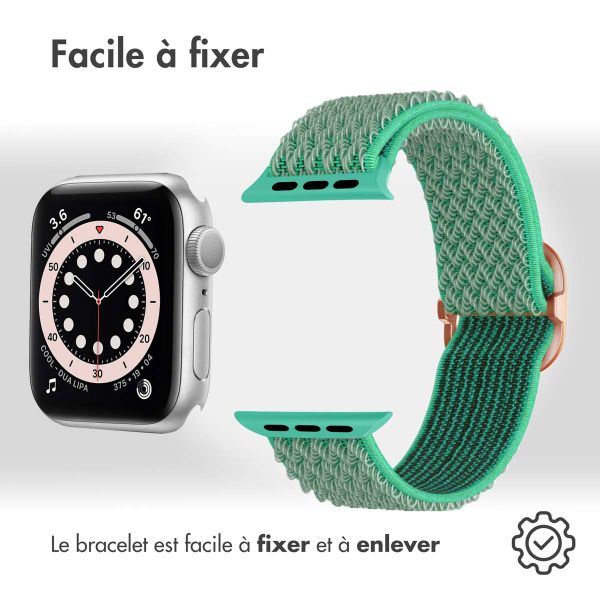 imoshion Bande élastique en nylon Apple Watch Series 1-9 / SE - 38/40/41 mm / Series 10 - 42 mm - Turquoise