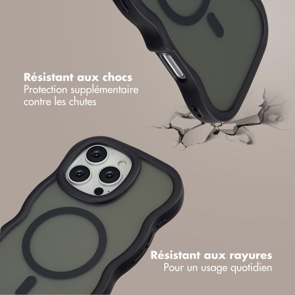 Selencia Coque arrière Wavy avec MagSafe Apple iPhone 16 Pro Max - Noir